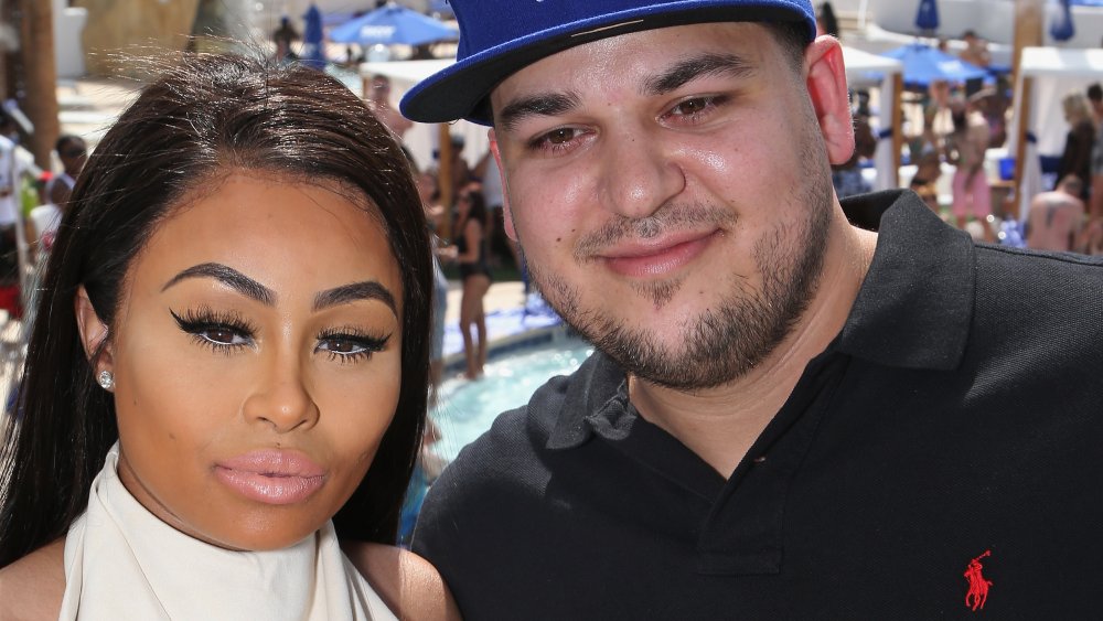 Blac Chyna y Rob Kardashian parados uno al lado del otro