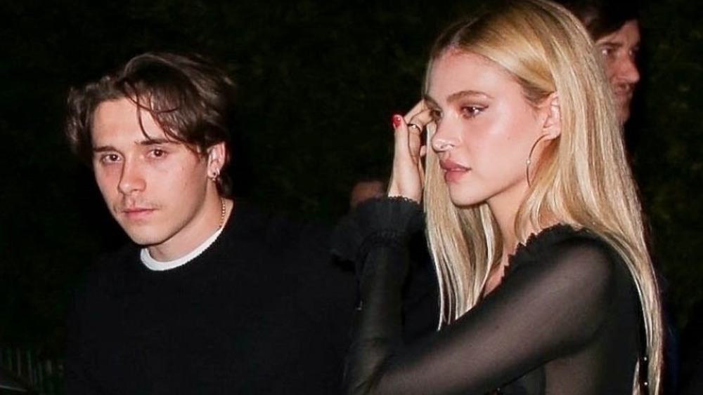 Brooklyn Beckham y Nicola Peltz lucen tristes