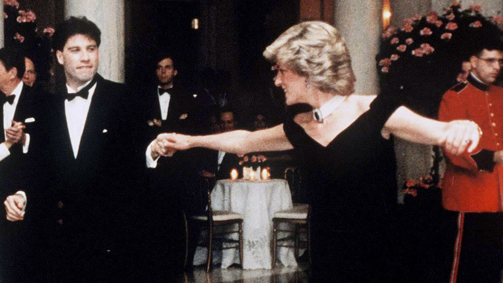 John Travolta baila con la princesa Diana en 1985