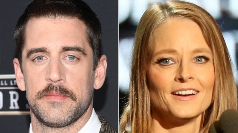 Aaron Rodgers y Jodie Foster