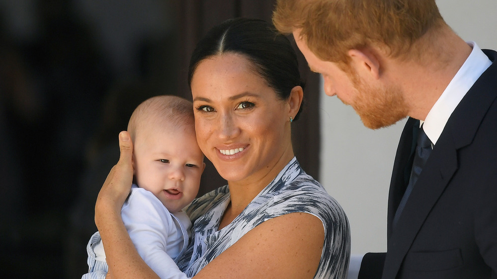 Meghan Markle, el príncipe Harry y Archie en un evento