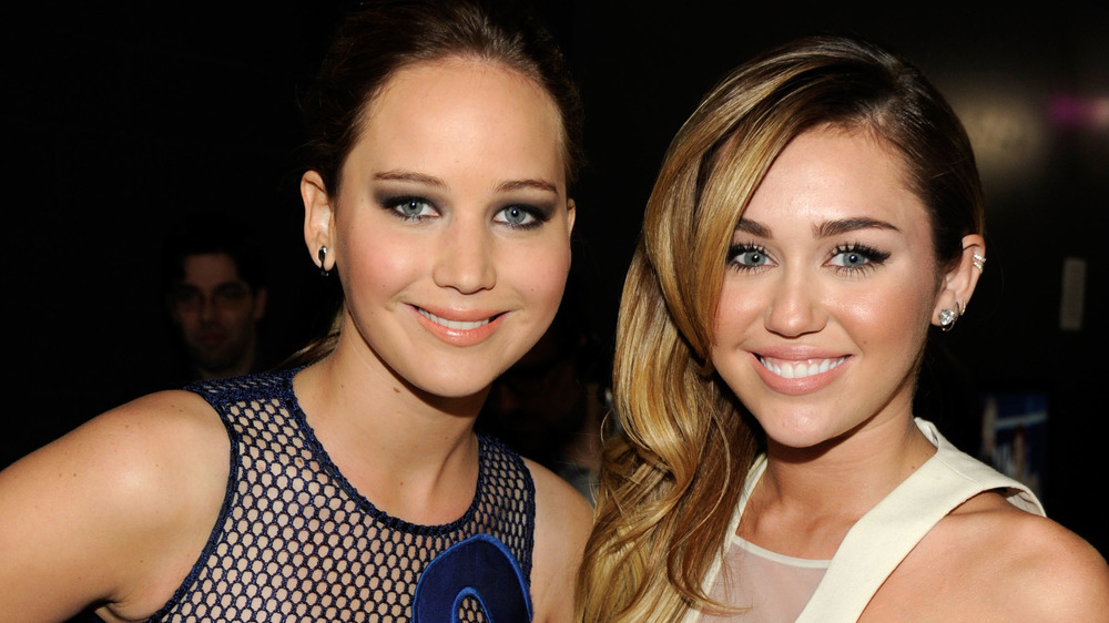 Jennifer Lawrence y Miley Cyrus