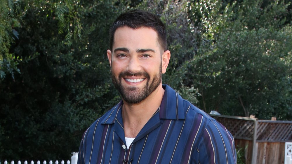 Jesse Metcalfe en el hogar y la familia de Hallmark Channel en 2020