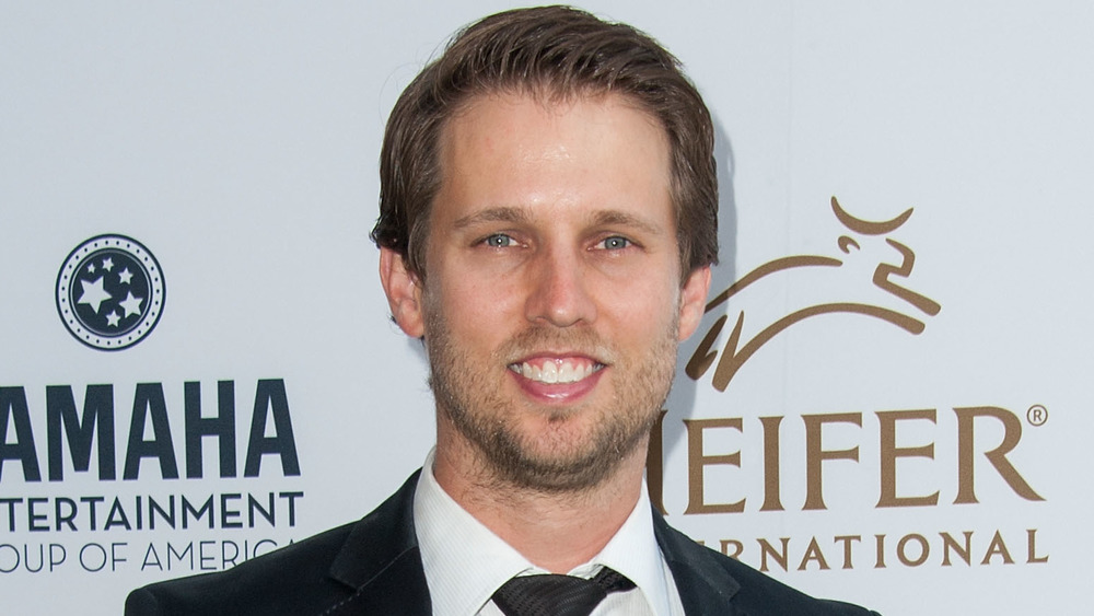 Jon Heder sonriendo 