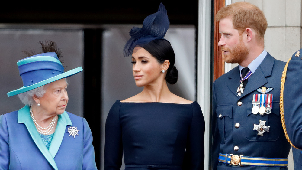 Reina Isabel II, Meghan Markle, Príncipe Harry Palacio de Buckingham