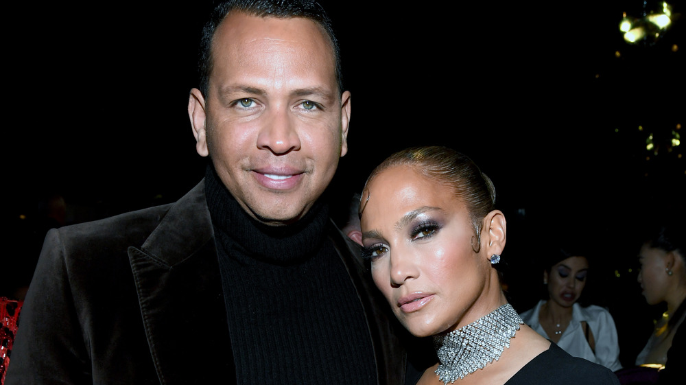 Alex Rodríguez y Jennifer Lopez asisten al show de Tom Ford en 2020