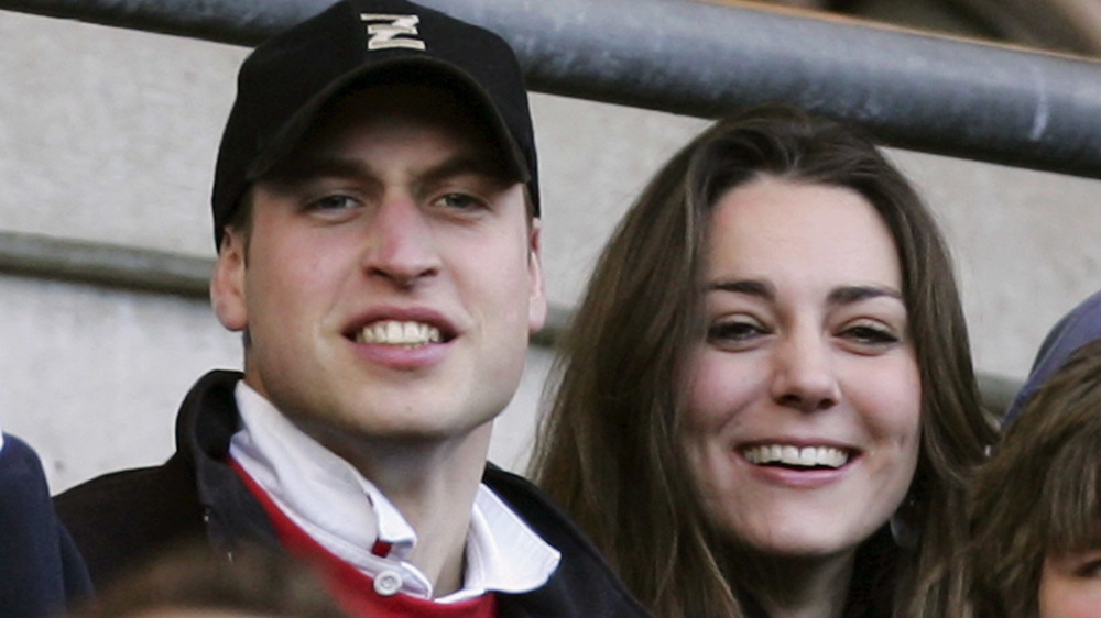 El príncipe William y Kate Middleton sonriendo