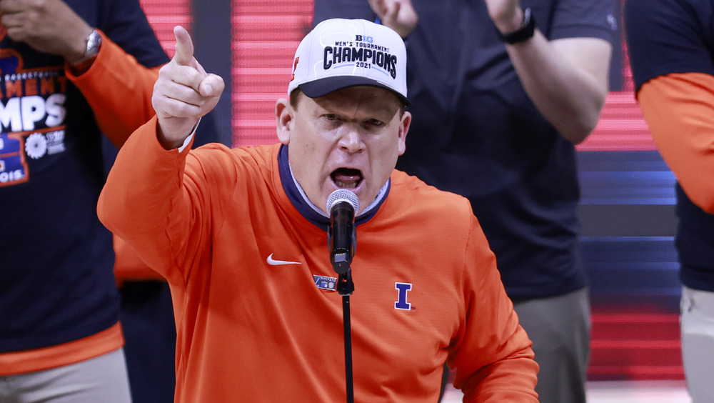 Brad Underwood celebrando