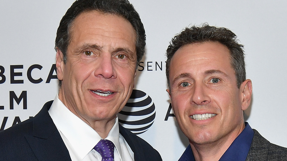 Andrew y Chris Cuomo posan