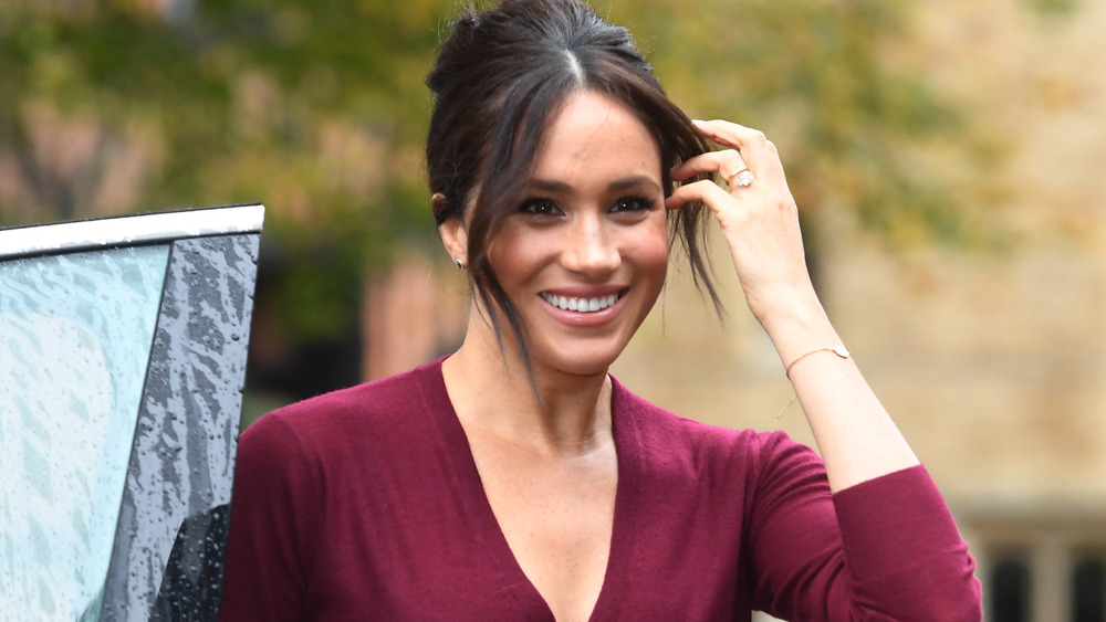 Meghan Markle sonriendo