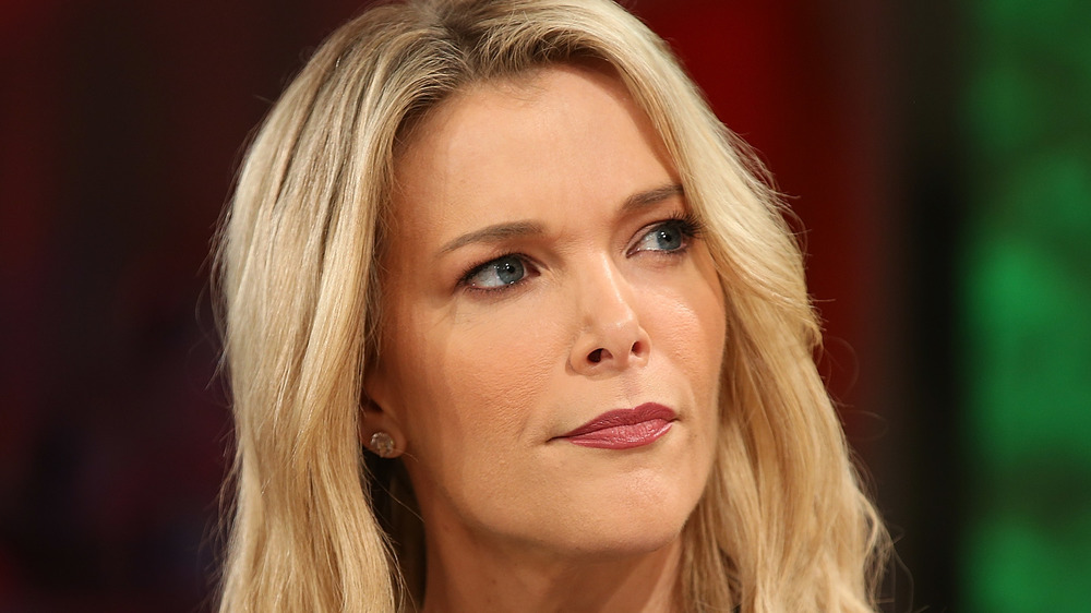 Megyn Kelly luciendo seria