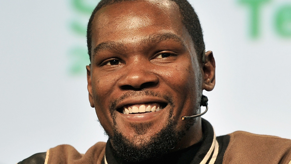 Kevin Durant sonriendo