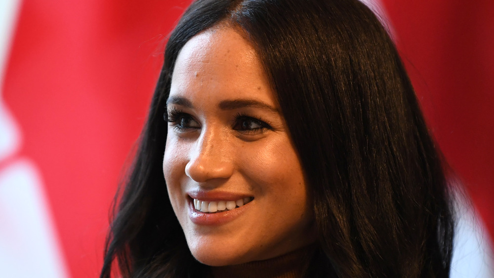 Meghan Markle sonriendo 