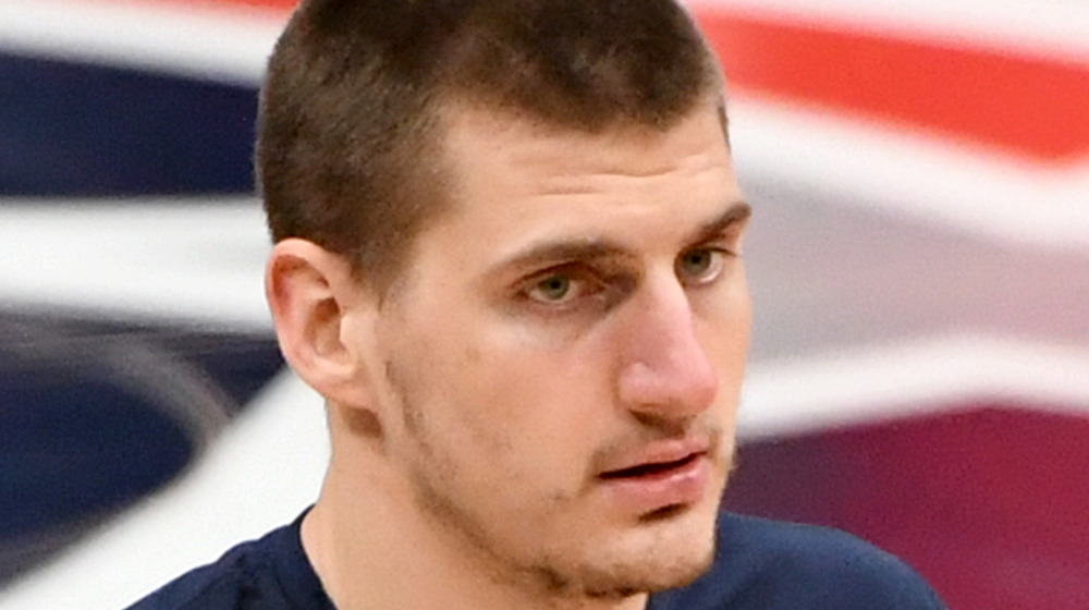 Nikola Jokic de los Denver Nuggets 