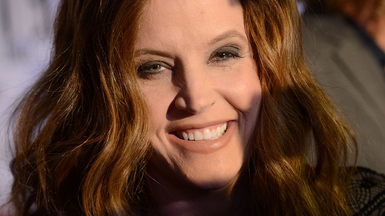 Lisa marie presley sonriendo