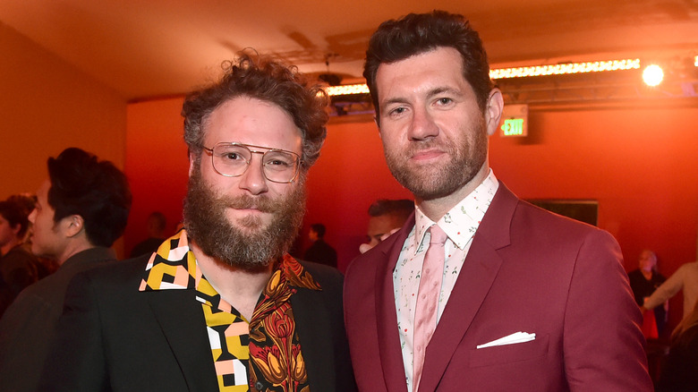 Seth Rogen, Billy Eichner posando