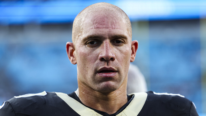 Jimmy Graham en uniforme en el campo