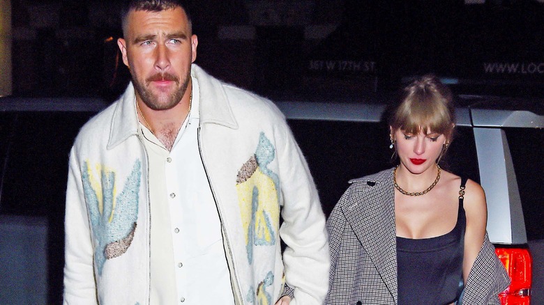 Travis Kelce y Taylor Swift salen a Nueva York