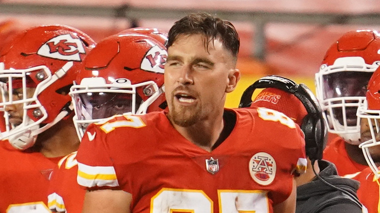 Travis Kelce al margen