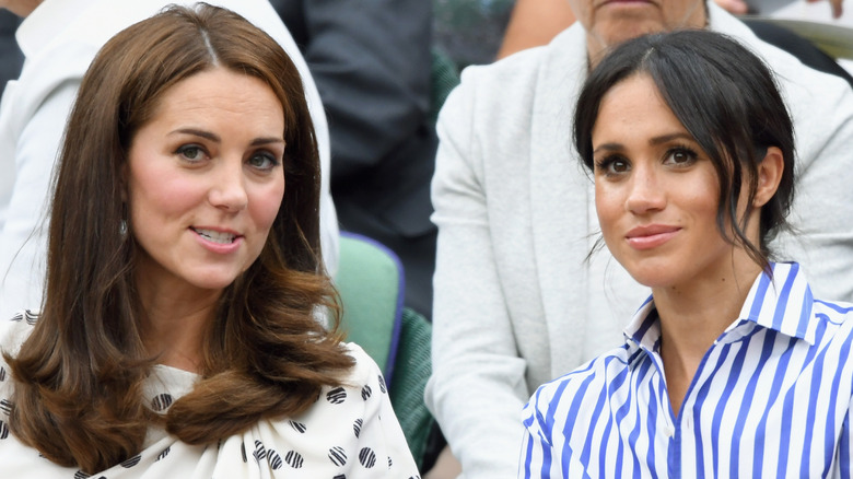 Camisa a rayas de Kate Middleton y Meghan Markle