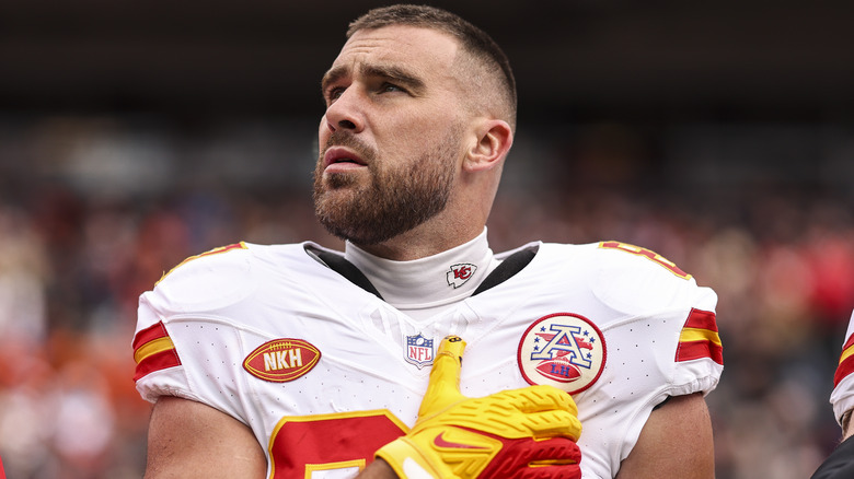 Travis Kelce en uniforme