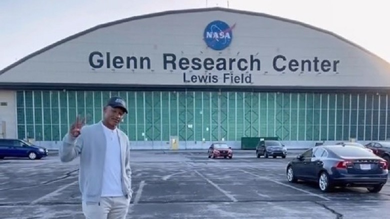 Joshua Dobbs en el Centro de Investigación Glenn de la NASA