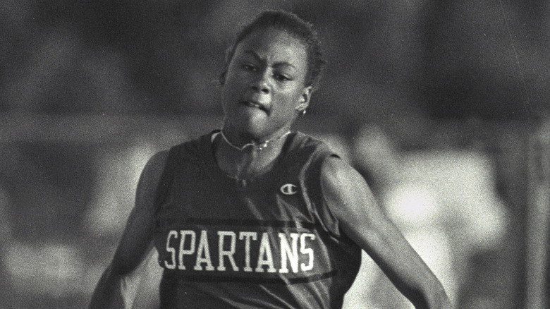 La adolescente Marion Jones durante una carrera.