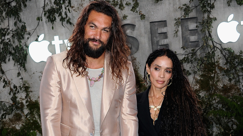 Jason Momoa y Lisa Bonet pelo largo