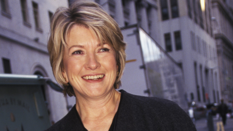 Martha Stewart sonriendo en 1999