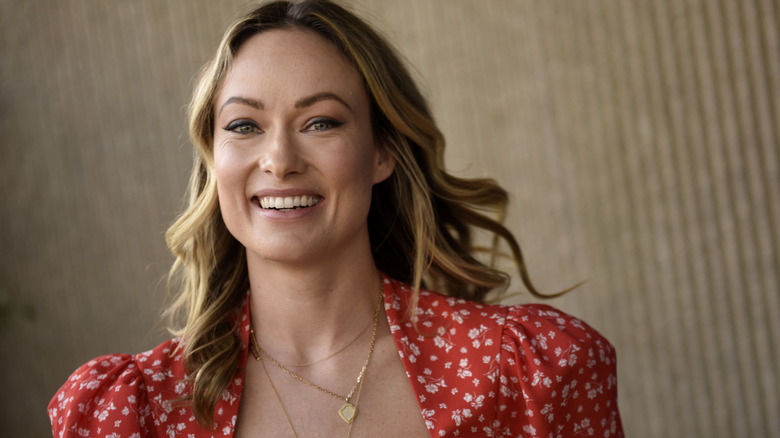 Olivia Wilde sonriendo