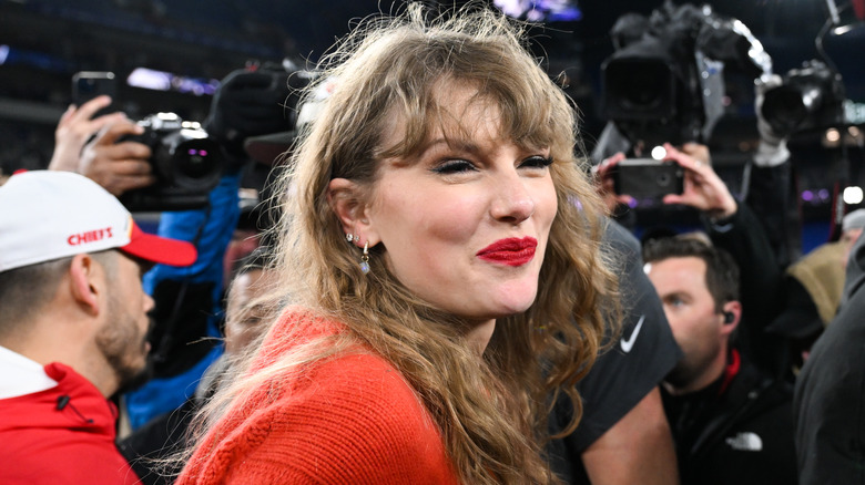 Taylor Swift celebrando la victoria de los Chiefs