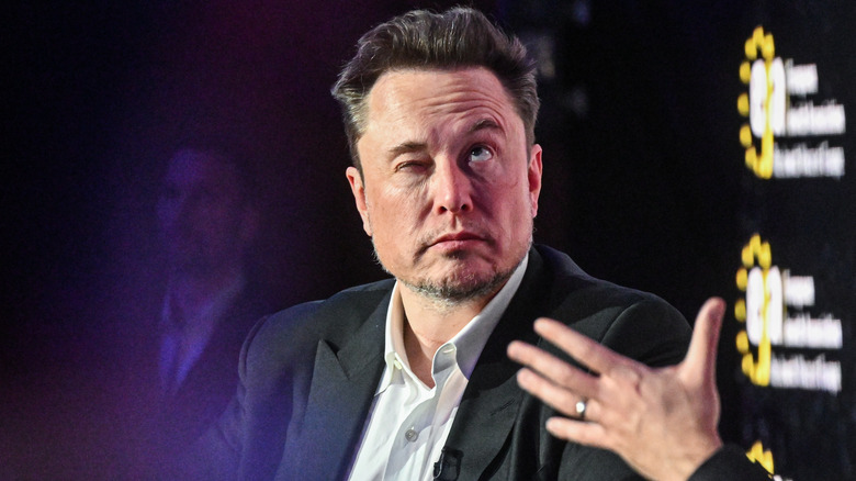 Elon Musk en el escenario