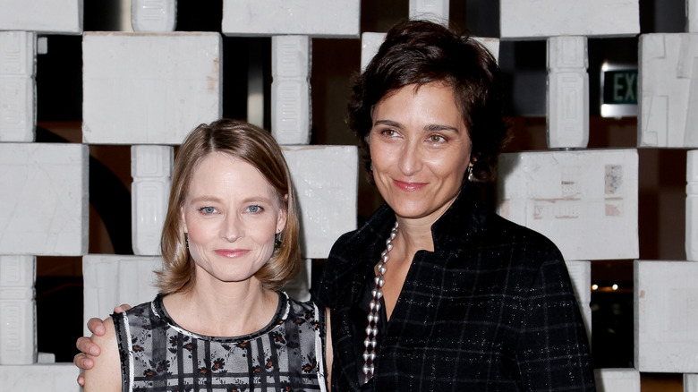 Jodie Foster posa con Alexandra Hedison