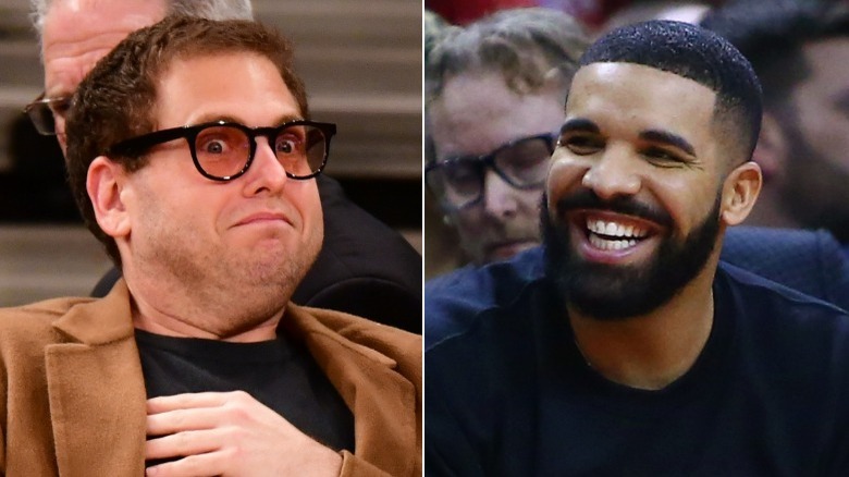 Jonah Hill con gafas, izquierda, Drake sonriendo, derecha