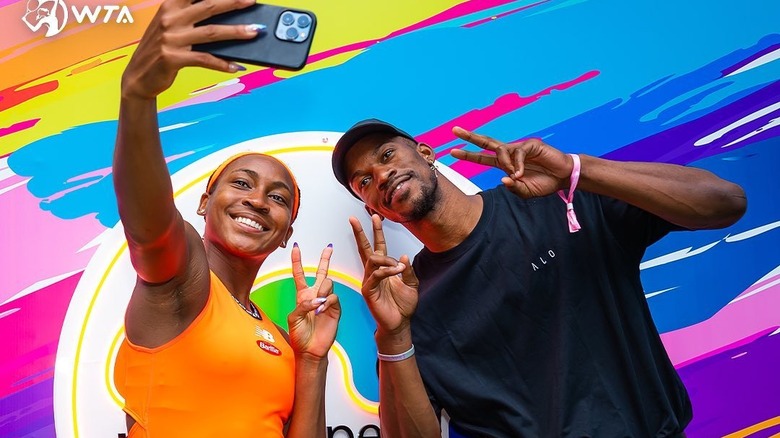 Coco Gauff y Jimmy Butler se hacen un selfie