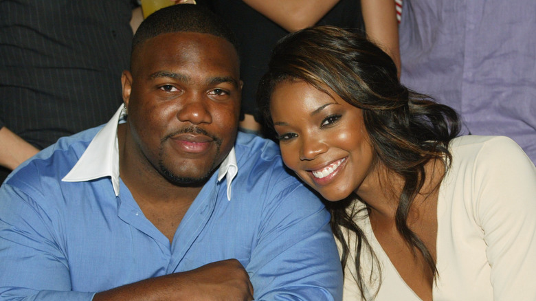 Chris Howard y Gabrielle Union sonriendo