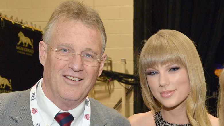 Scott y Taylor Swift posan juntos