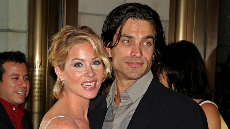 Christina Applegate y Johnathon Schaech